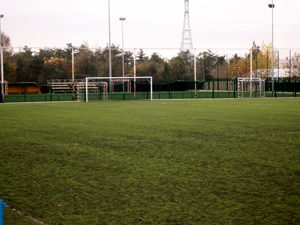 Fotografía del campo de fútbol