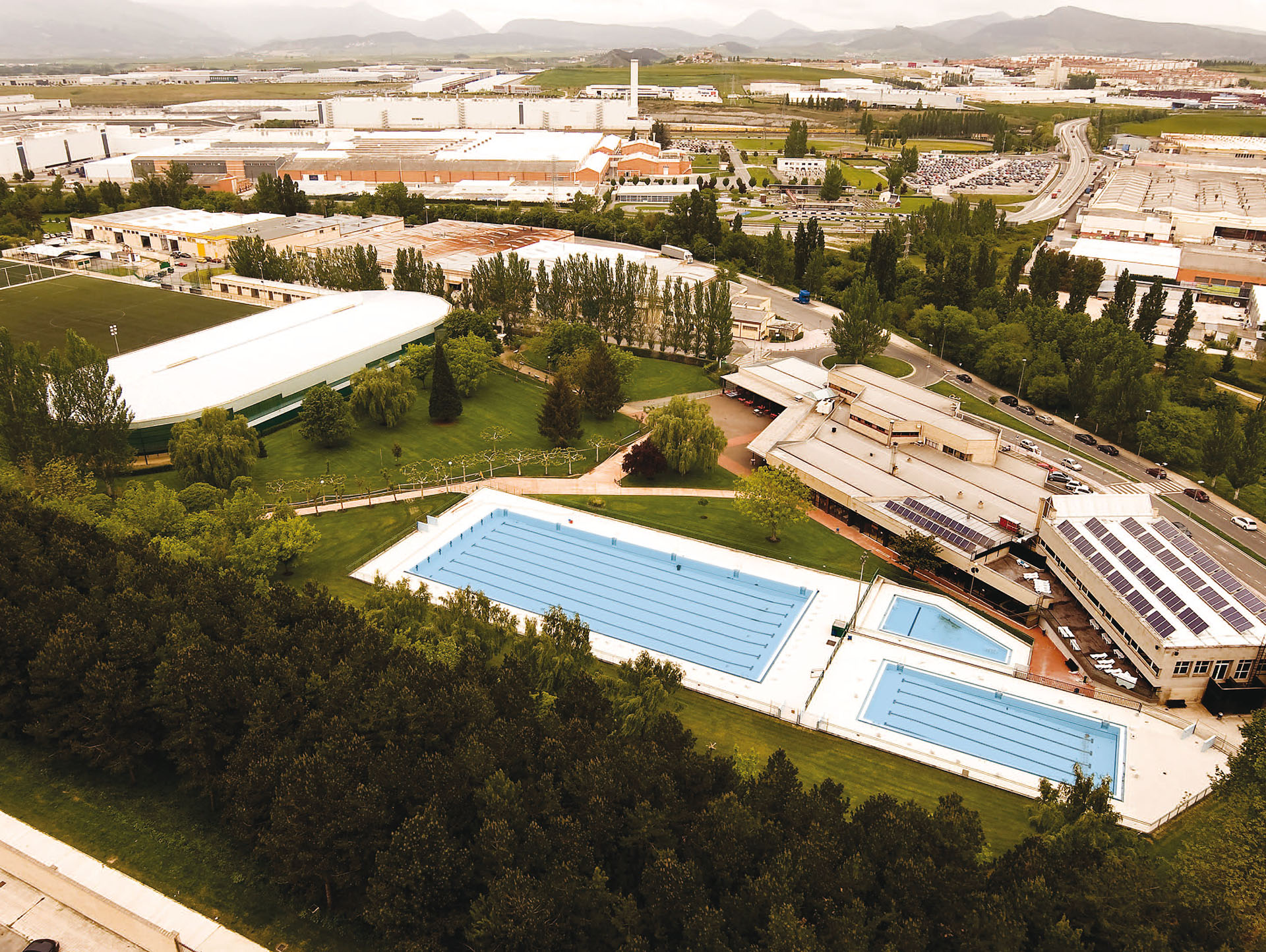 Fotografía aérea de las instalaciones